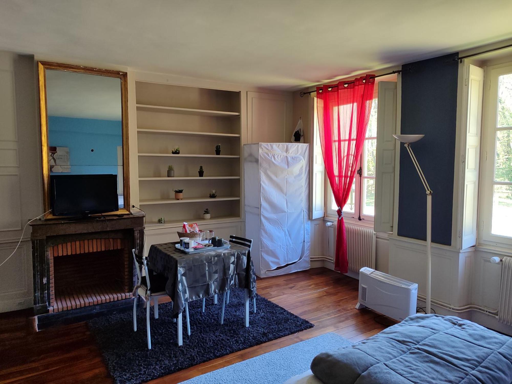 Chambres D'Hotes Chez Sylvie Donnemain-Saint-Mames Buitenkant foto